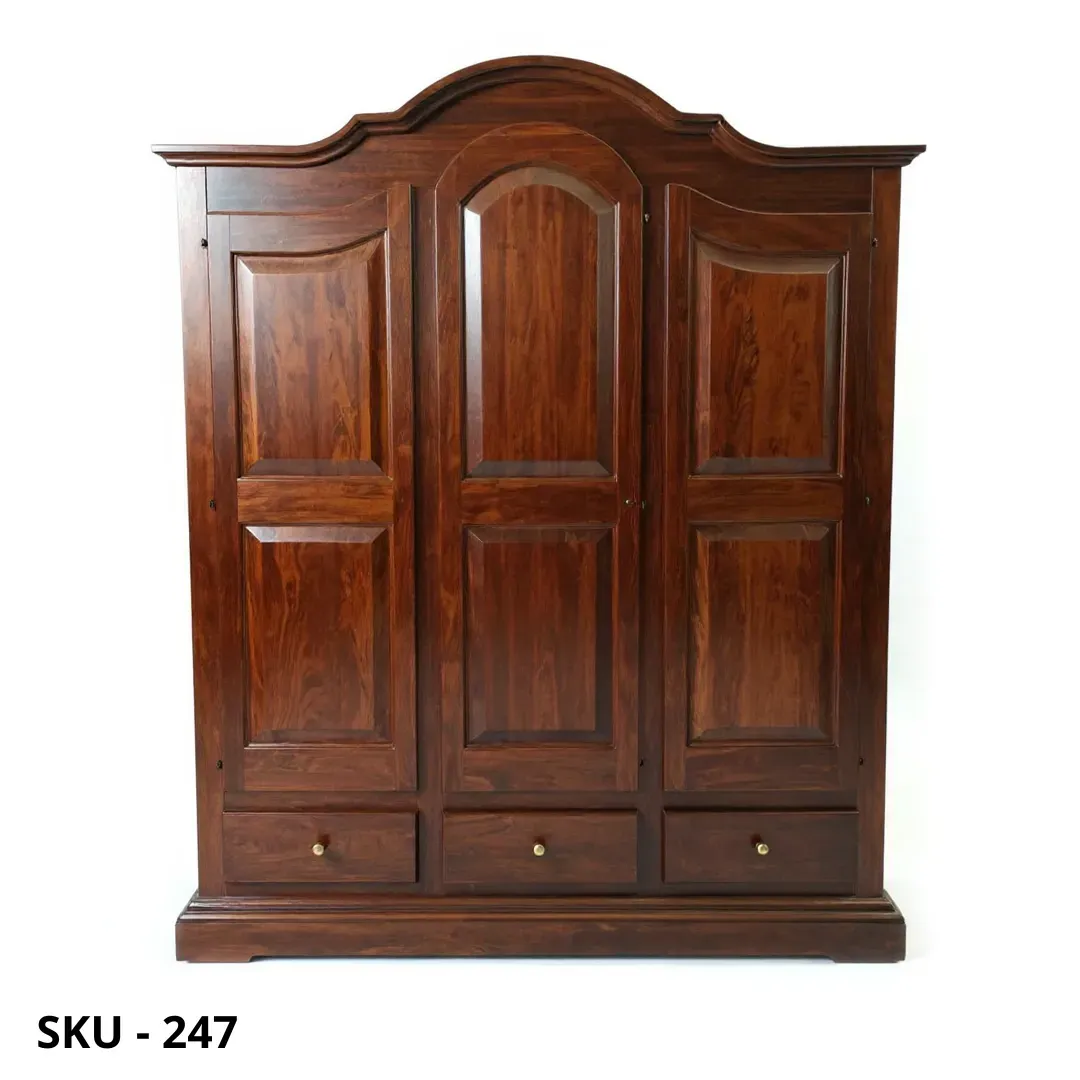 marca-design-shop-Armadio-3-Porte-Cappello-Tondo-3-marcadesign-sku247