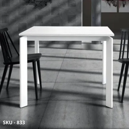 Tavolo allungabile in legno nobilitato, bianco frassinato con struttura in metallo – Stile Moderno