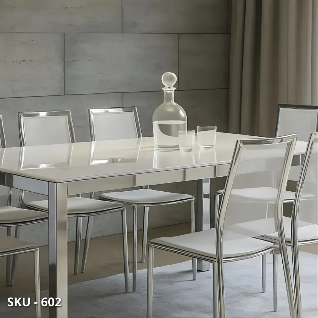marca-design-shop-stile-moderno-stile-contemporaneo-Tavolo Allungabile con Piano in Vetro e Struttura in Acciaio
