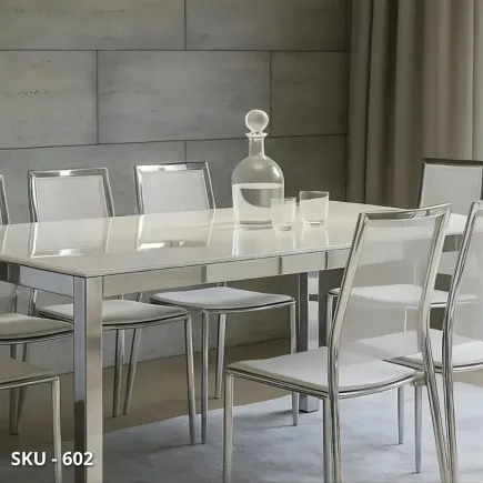 marca-design-shop-stile-moderno-stile-contemporaneo-Tavolo Allungabile con Piano in Vetro e Struttura in Acciaio