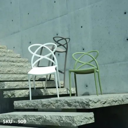 marca-design-shop-stile-moderno-stile-contemporaneo-Set di 4 Sedie Impilabili in Polipropilene