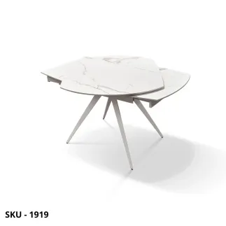 Tavolo Allungabile in Ceramica Effetto Marmo Statuario e Gambe in Metallo – Stile Moderno – Made in Italy