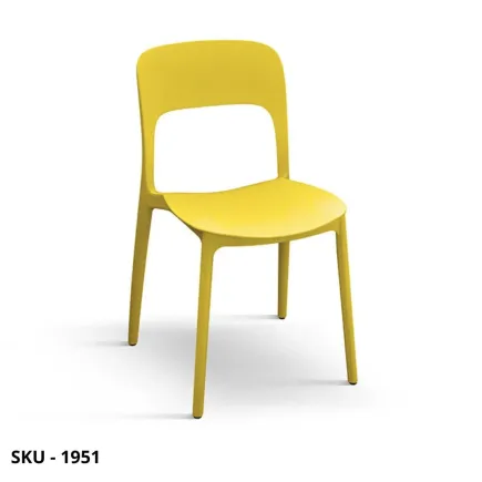 Set 4 Sedie Impilabili in Polipropilene Vari Colori – Stile Moderno – Contemporaneo – Made in Italy