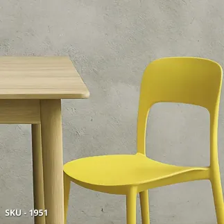 marca-design-shop-stile-moderno-stile-contemporaneo-Set 4 Sedie Impilabili in Polipropilene Vari Colori