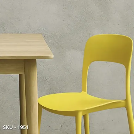 marca-design-shop-stile-moderno-stile-contemporaneo-Set 4 Sedie Impilabili in Polipropilene Vari Colori
