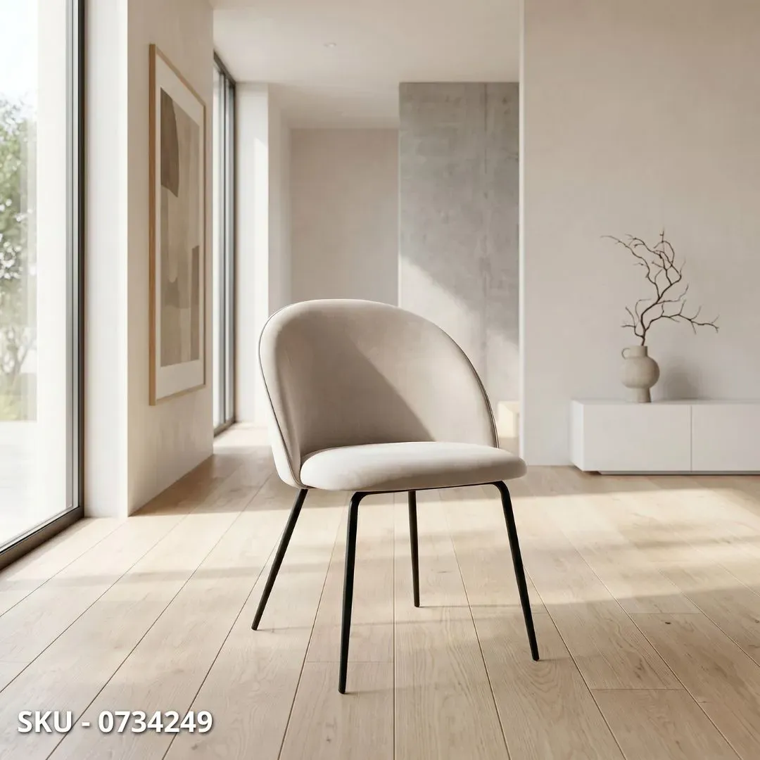 marca-design-shop-stile-moderno-stile-contemporaneo-Sedia TANYA Imbottita in Tessuto con Schienale Curvo e Gambe in Metallo Nero