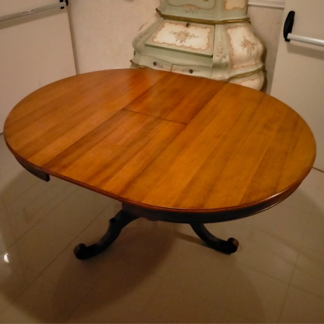 Tavolo rotondo da pranzo allungabile bianco e noce, arredo living moderno