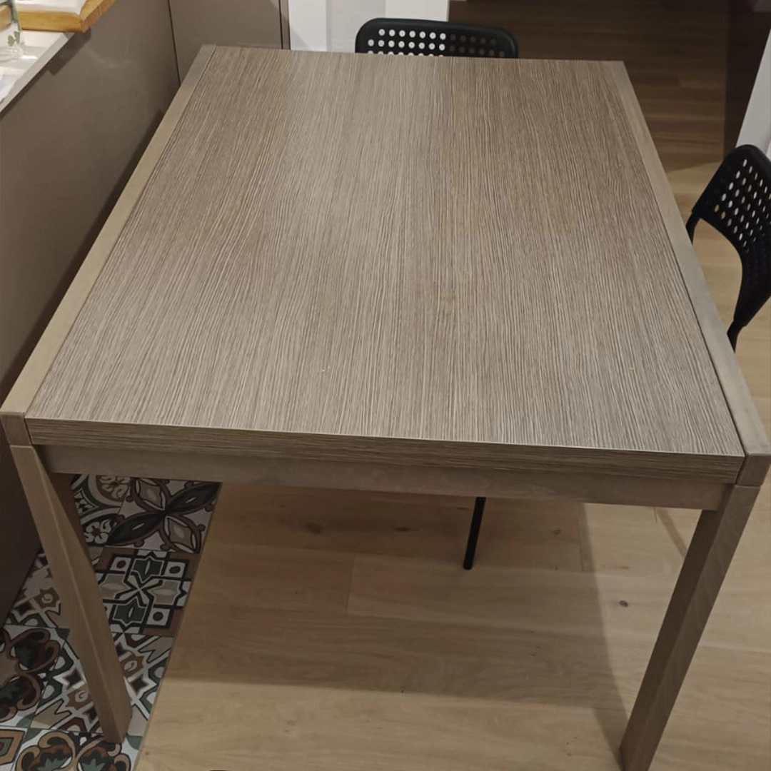 Tavolo moderno allungabile in legno nobilitato finitura rovere - Marca Design Shop