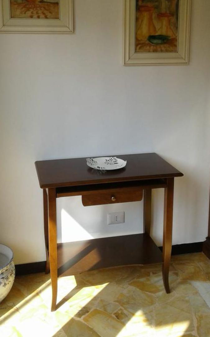 Scrittoio porta computer in legno stile Arte Povera