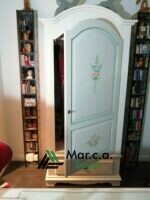 Armadio in Stile Shabby Chic con 1 Porta Decorato con Motivi Floreali