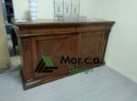 Credenza in Finitura Bassano con Struttura in Noce Dotata di 2 Ante