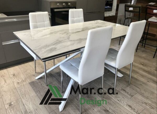 Tavolo con piano in vetro effetto marmo bianco - Marca Design